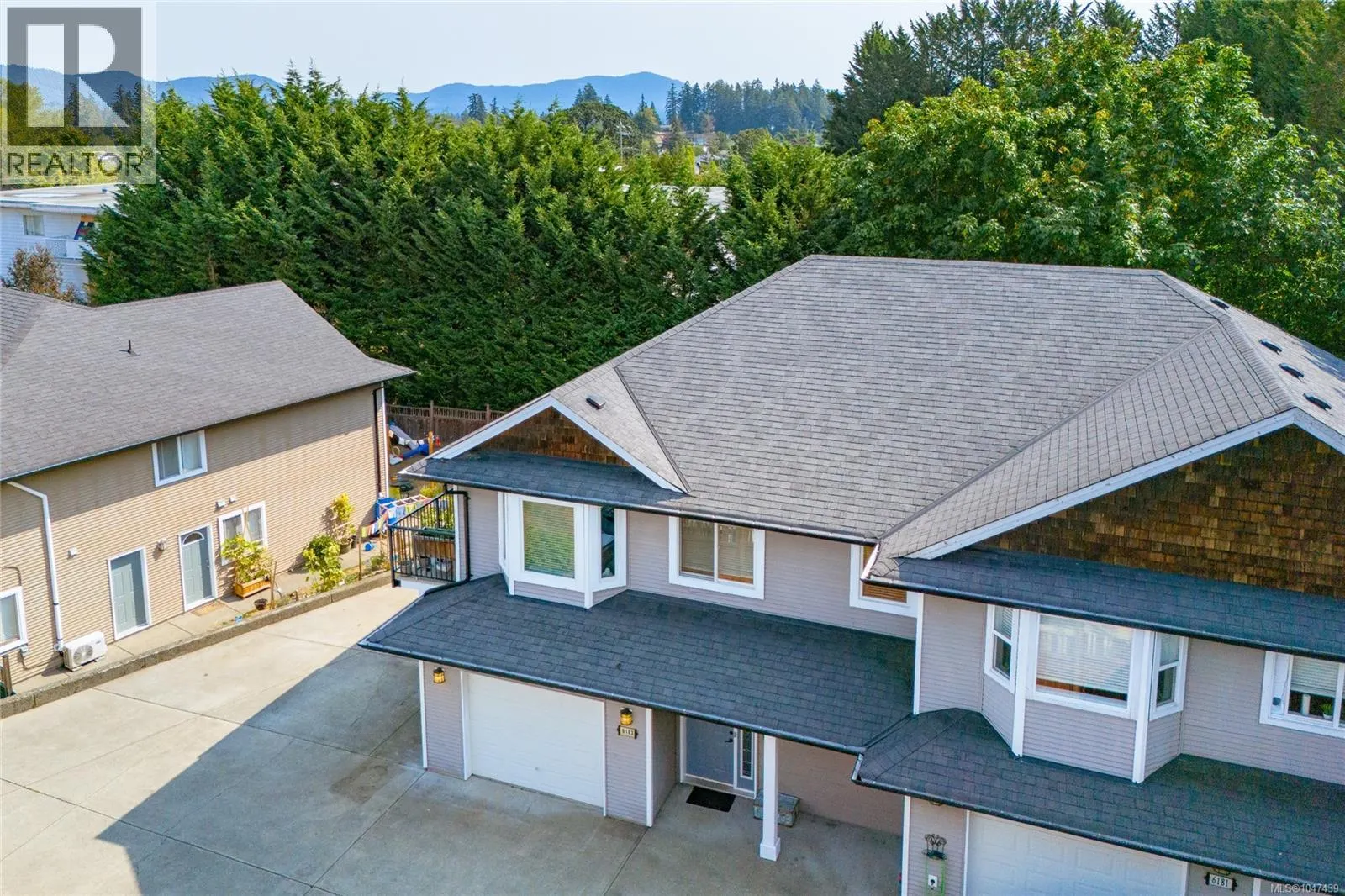 6183 Drombeg Pl