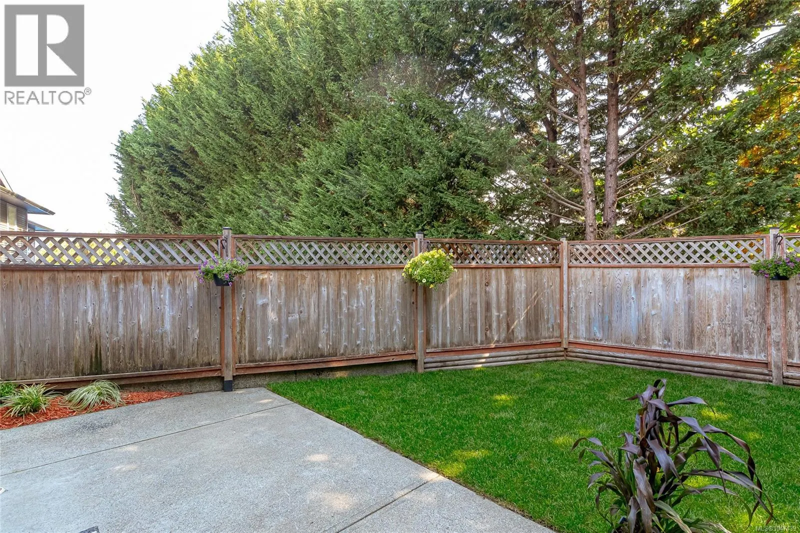 6183 Drombeg Pl
