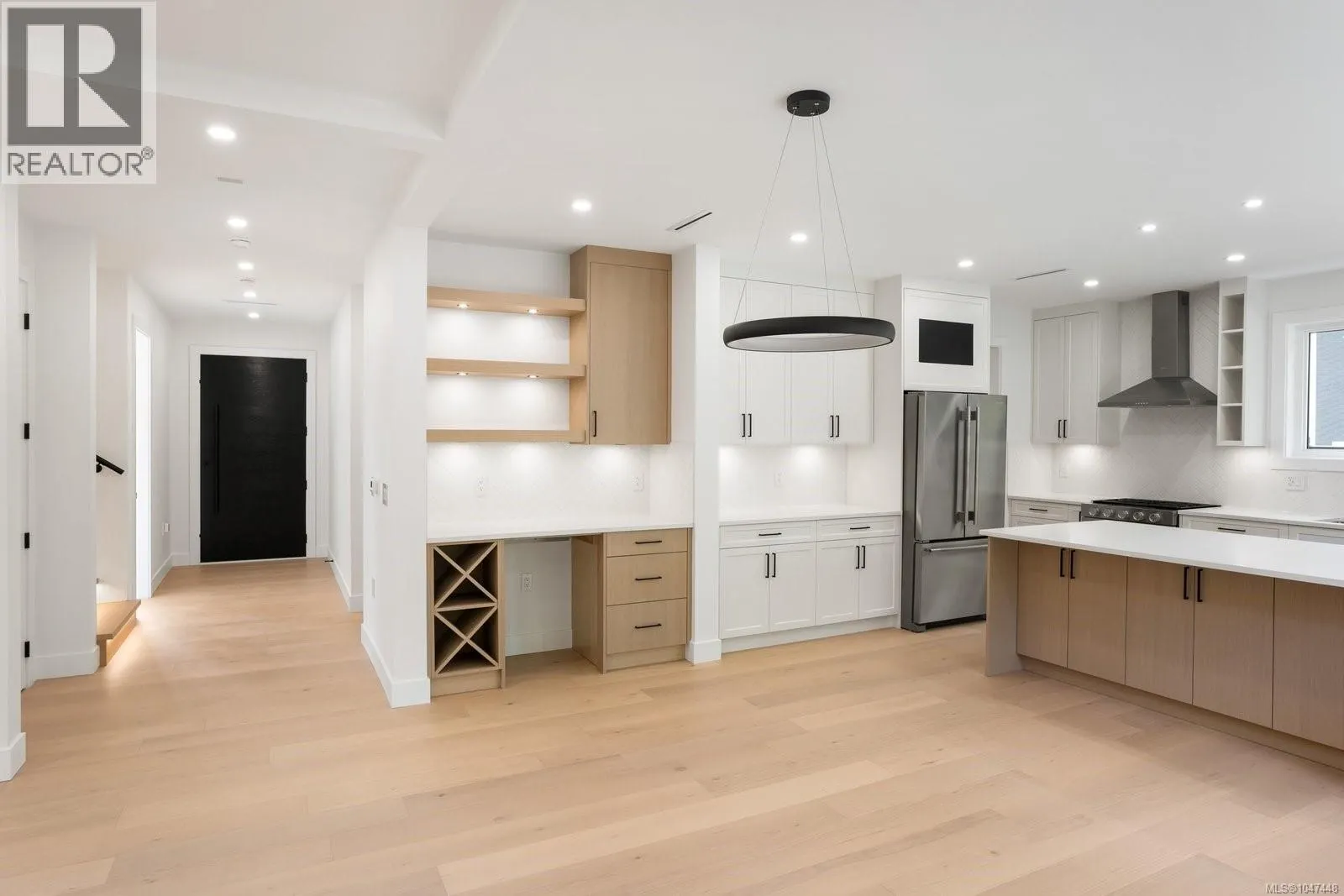 2292 Gail Pl