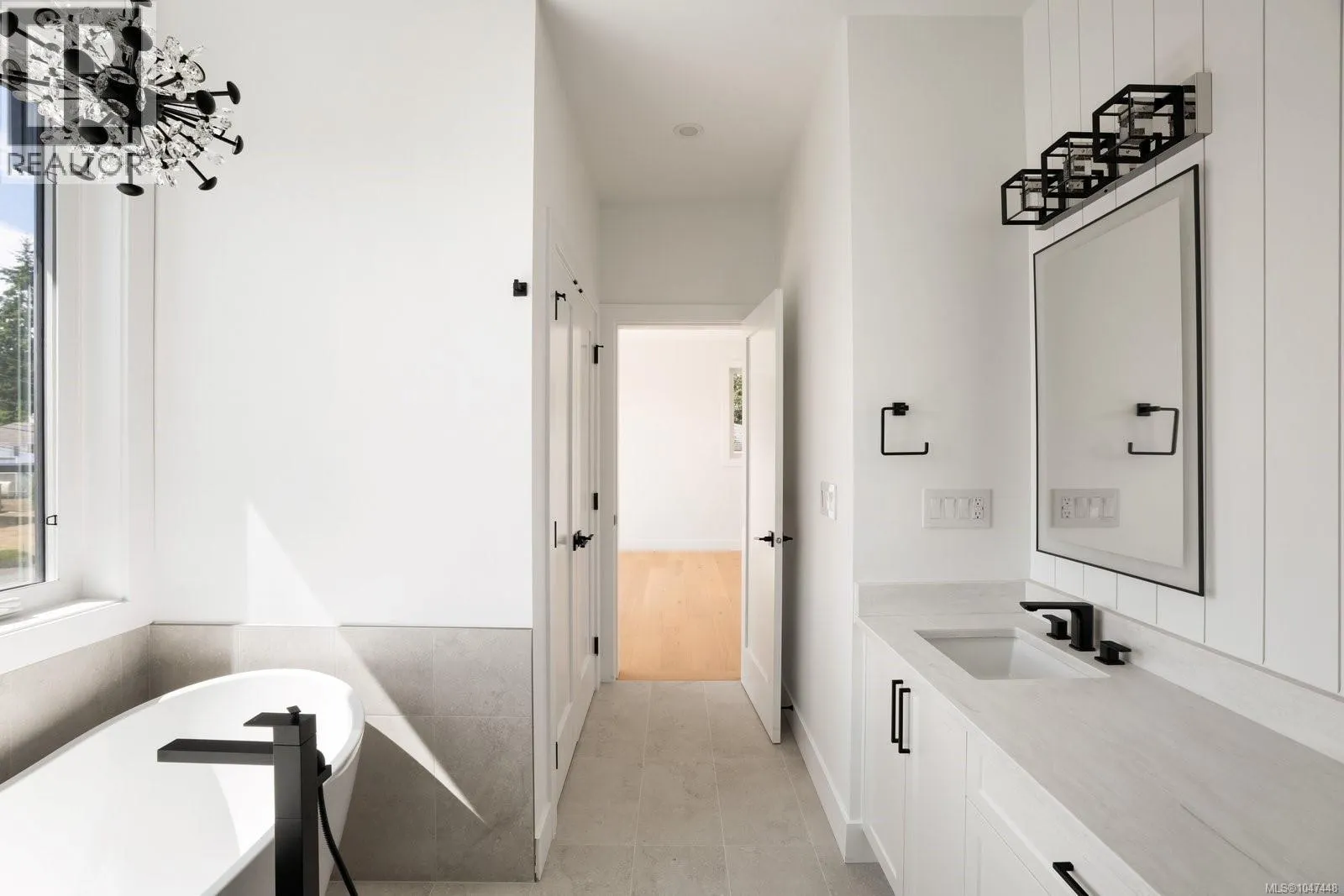 2292 Gail Pl