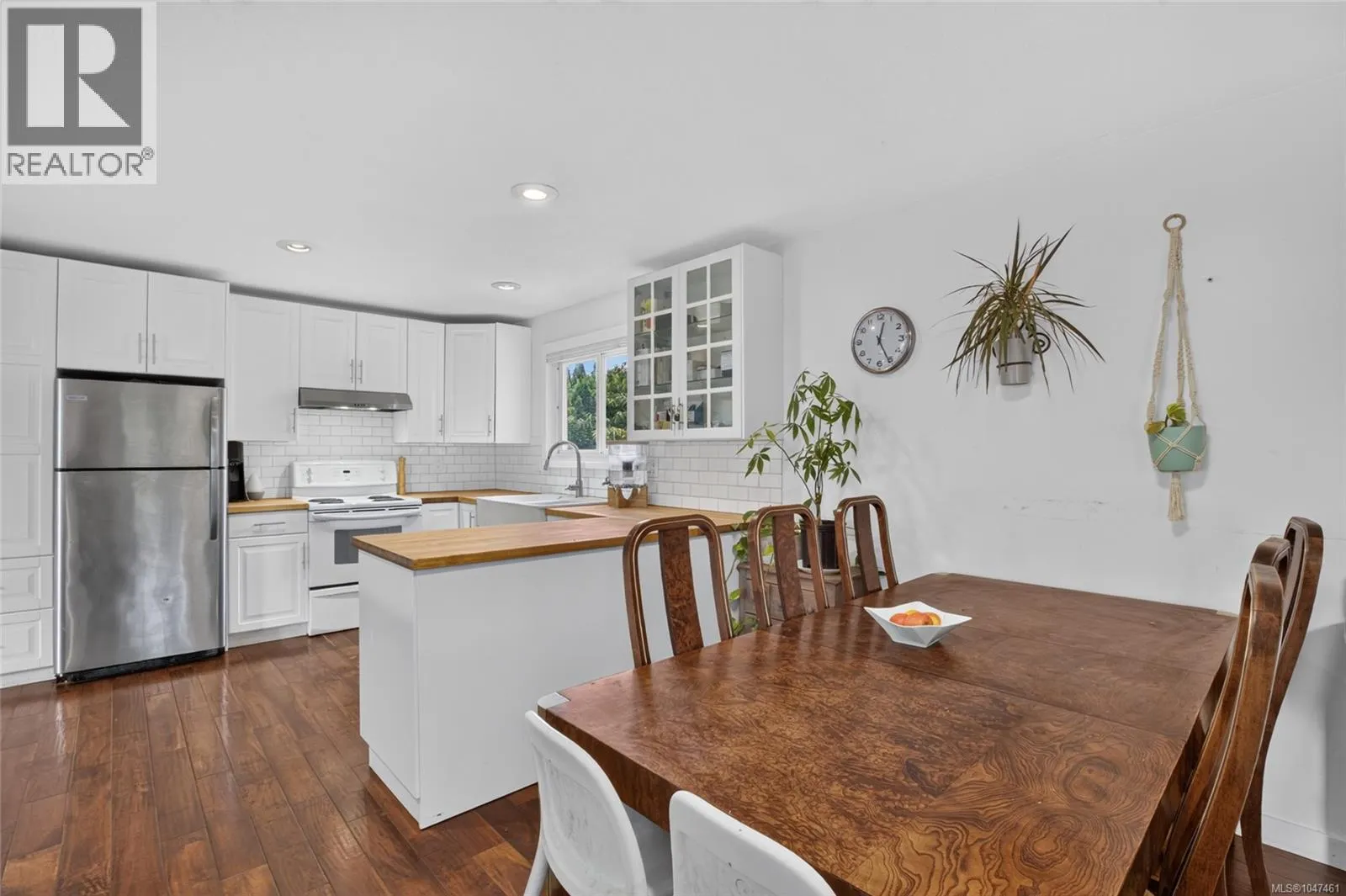 568 Salish St