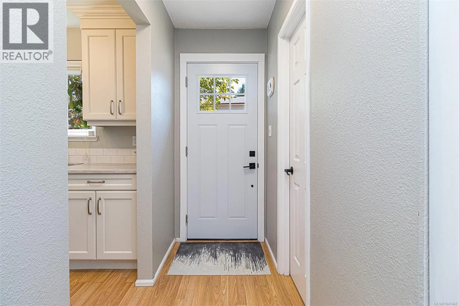 11 7675 East Saanich Rd