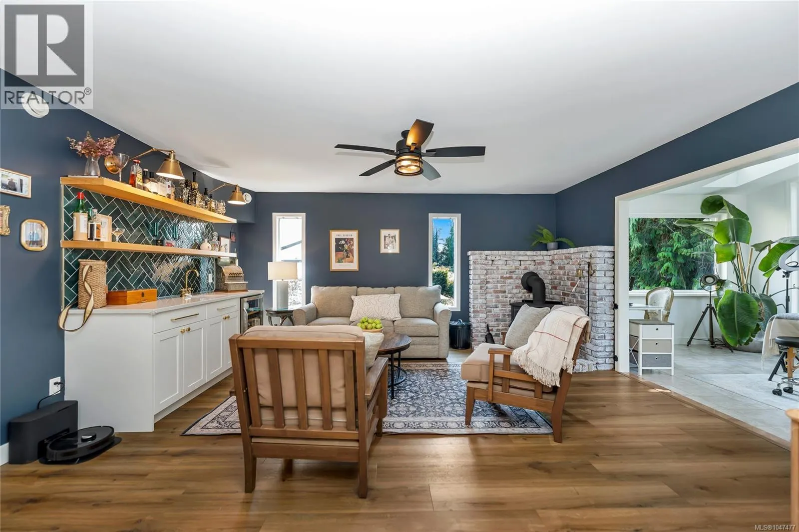 2146 Henlyn Dr