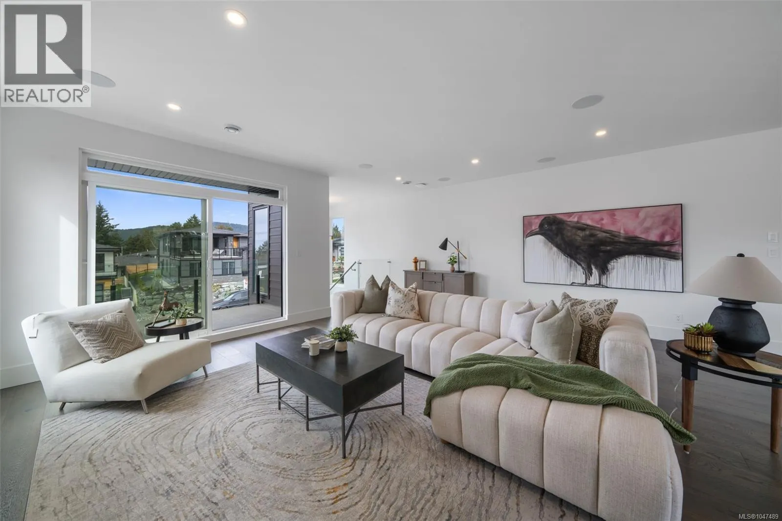 1221 Viewtop Rd