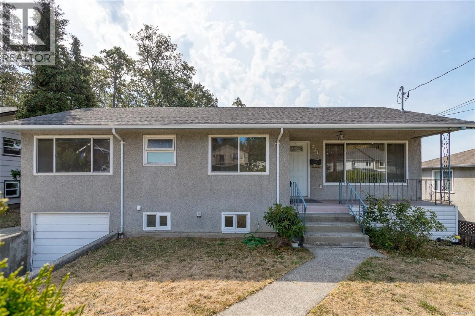 941 McKenzie Ave