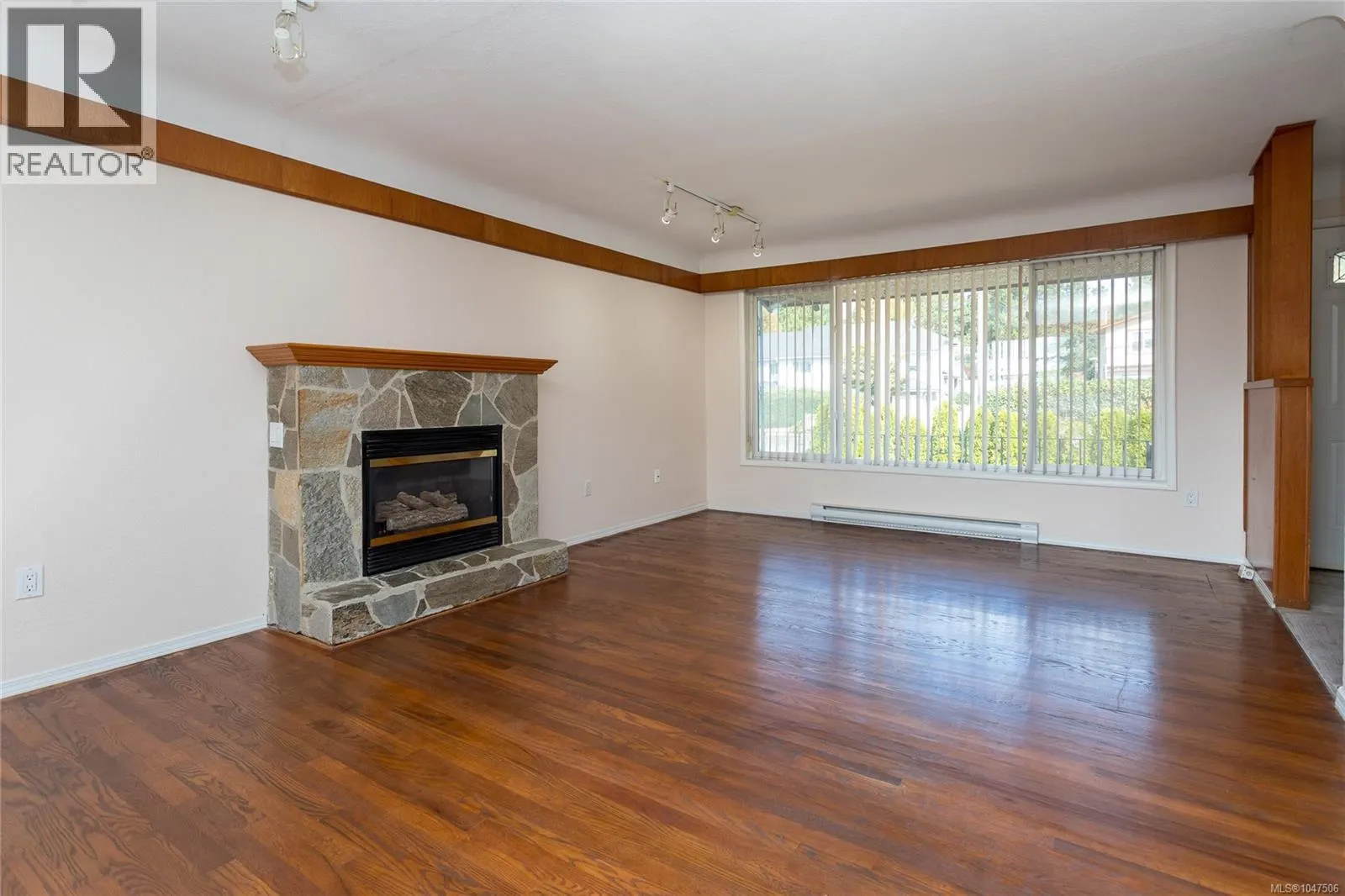 941 McKenzie Ave