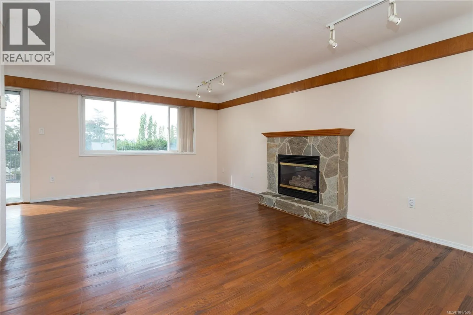 941 McKenzie Ave