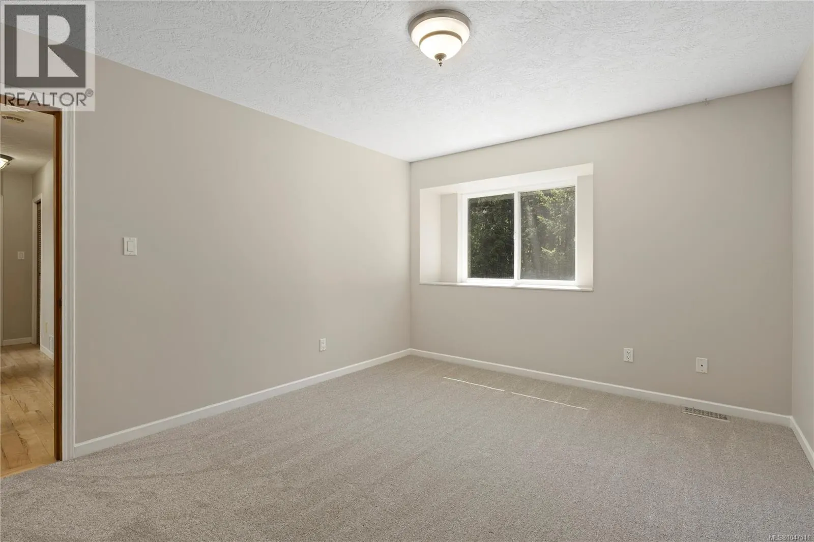 2800 Boyd Dr