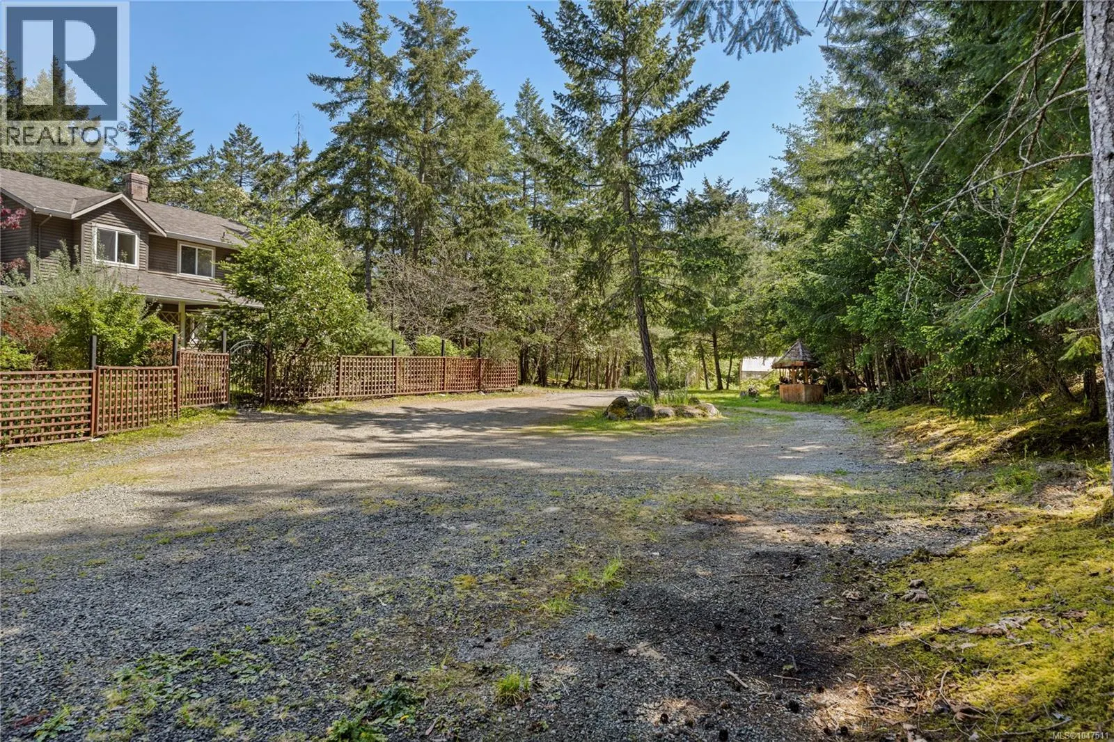 2800 Boyd Dr