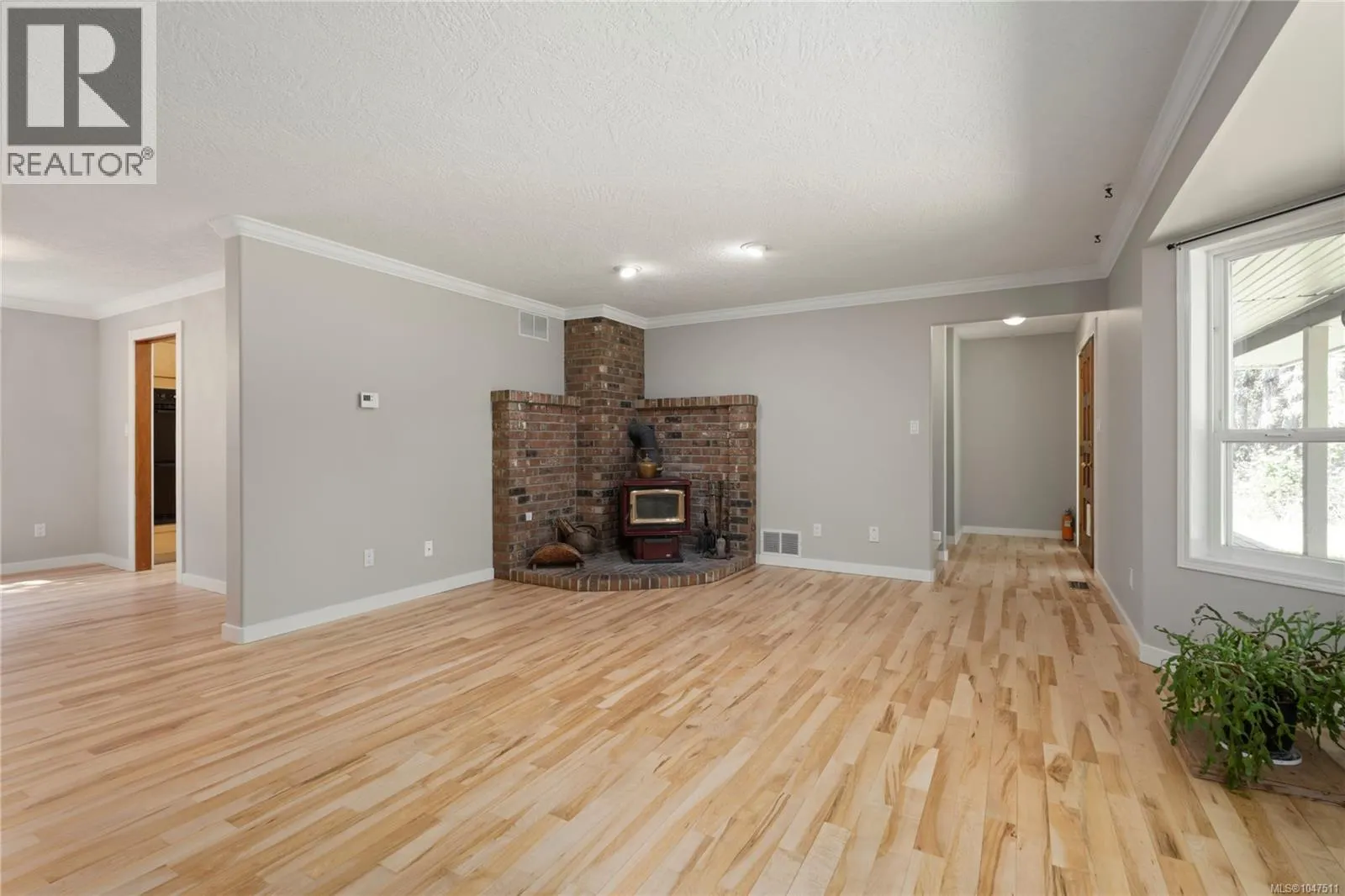 2800 Boyd Dr