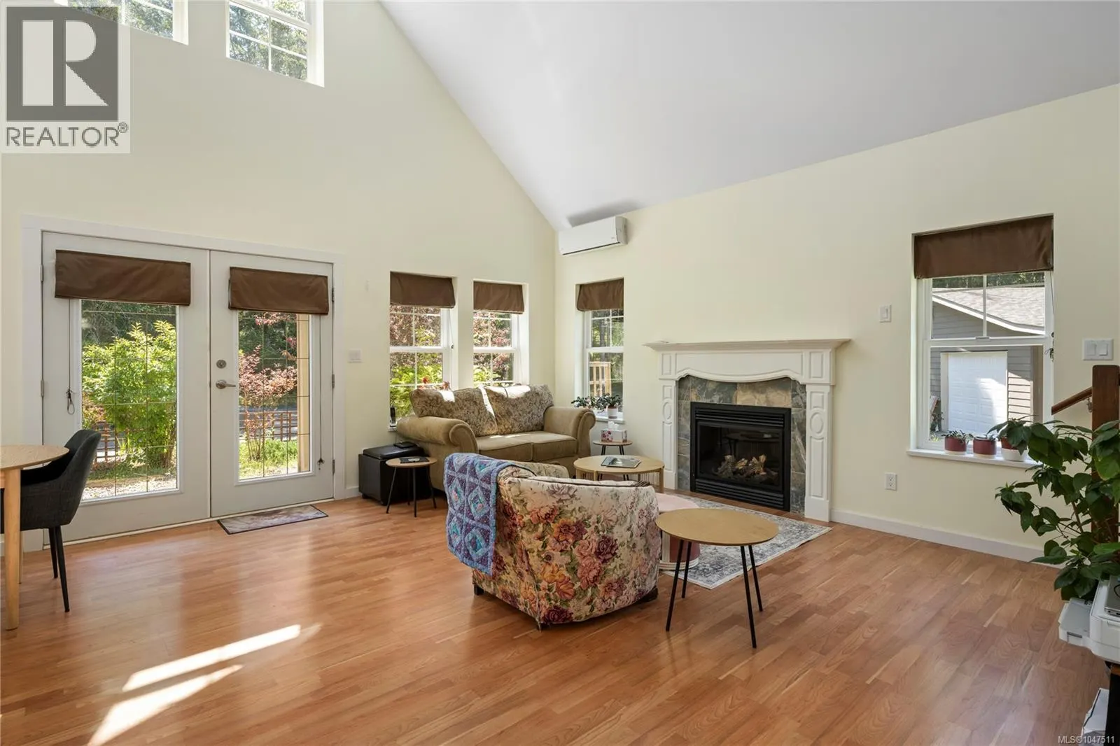 2800 Boyd Dr