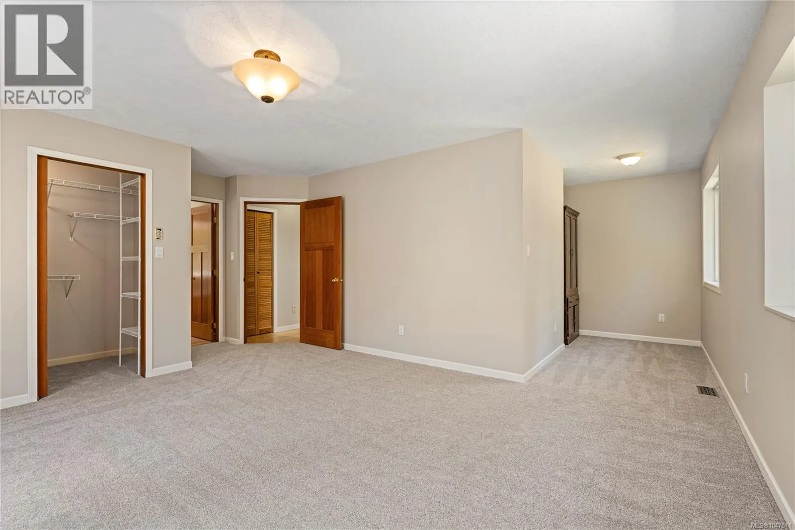 2800 Boyd Dr