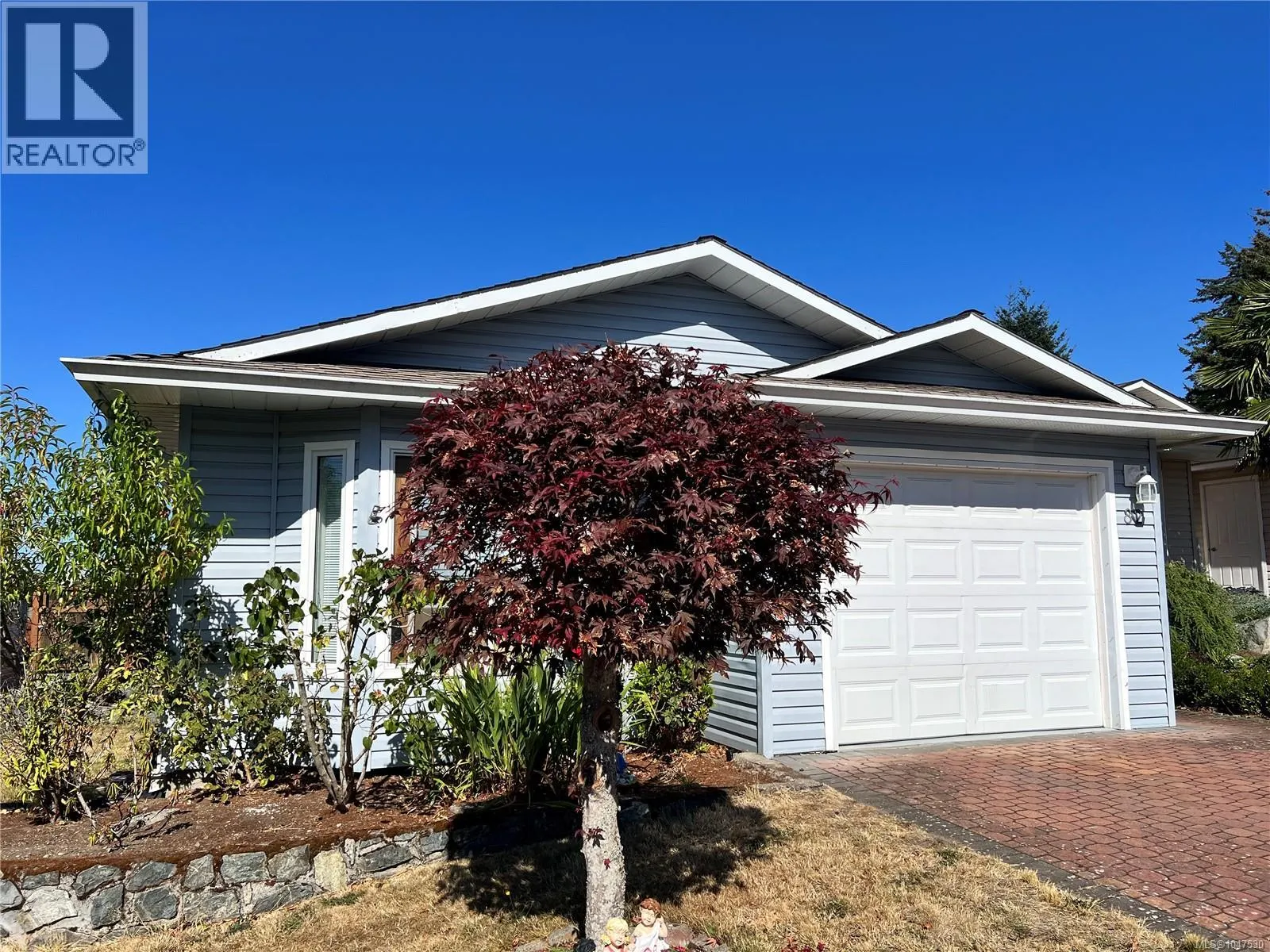 82 Wolf Lane