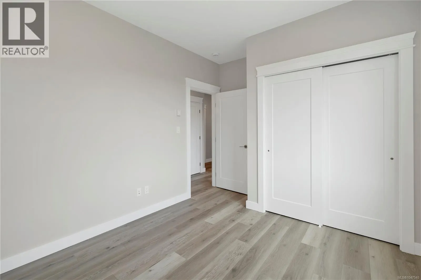 237 Walworth Rd S