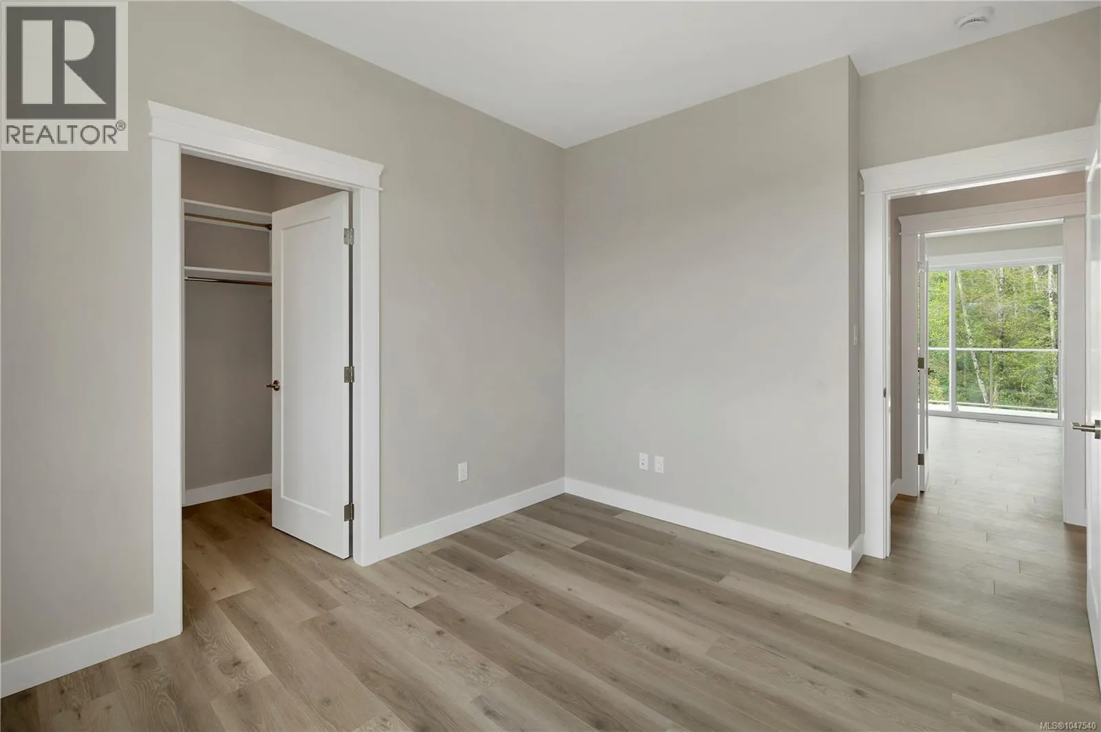 237 Walworth Rd S