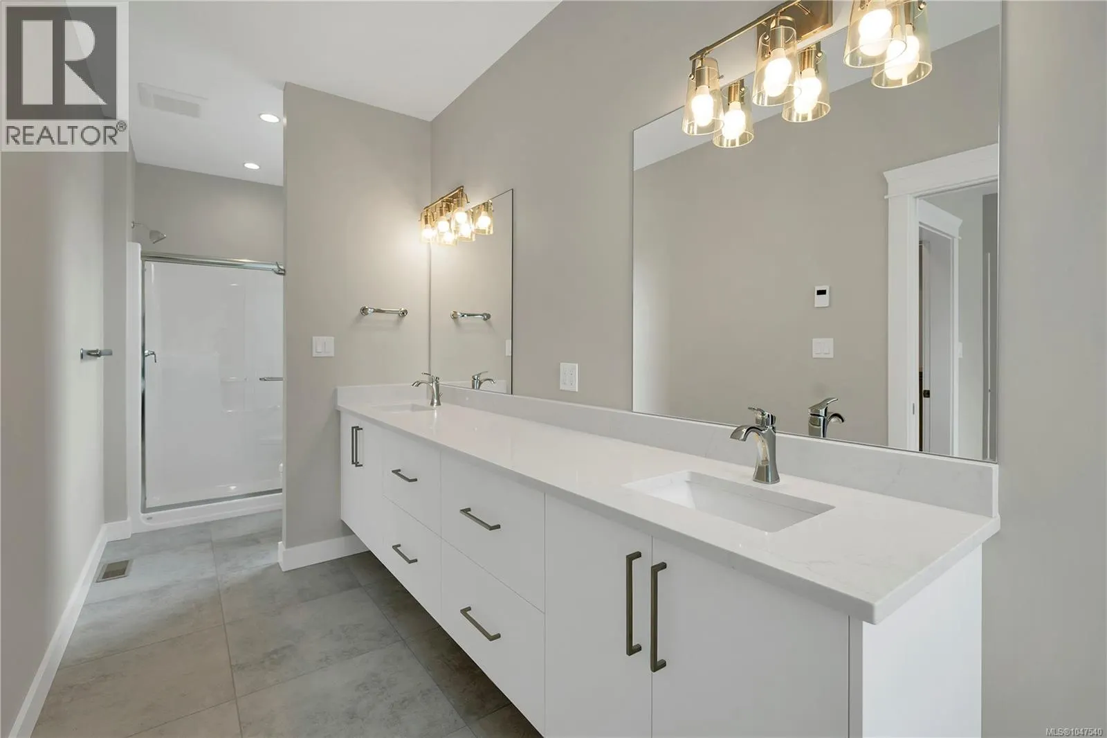 237 Walworth Rd S