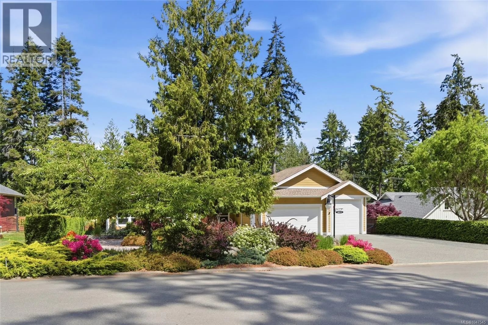 3831 Creekside Dr