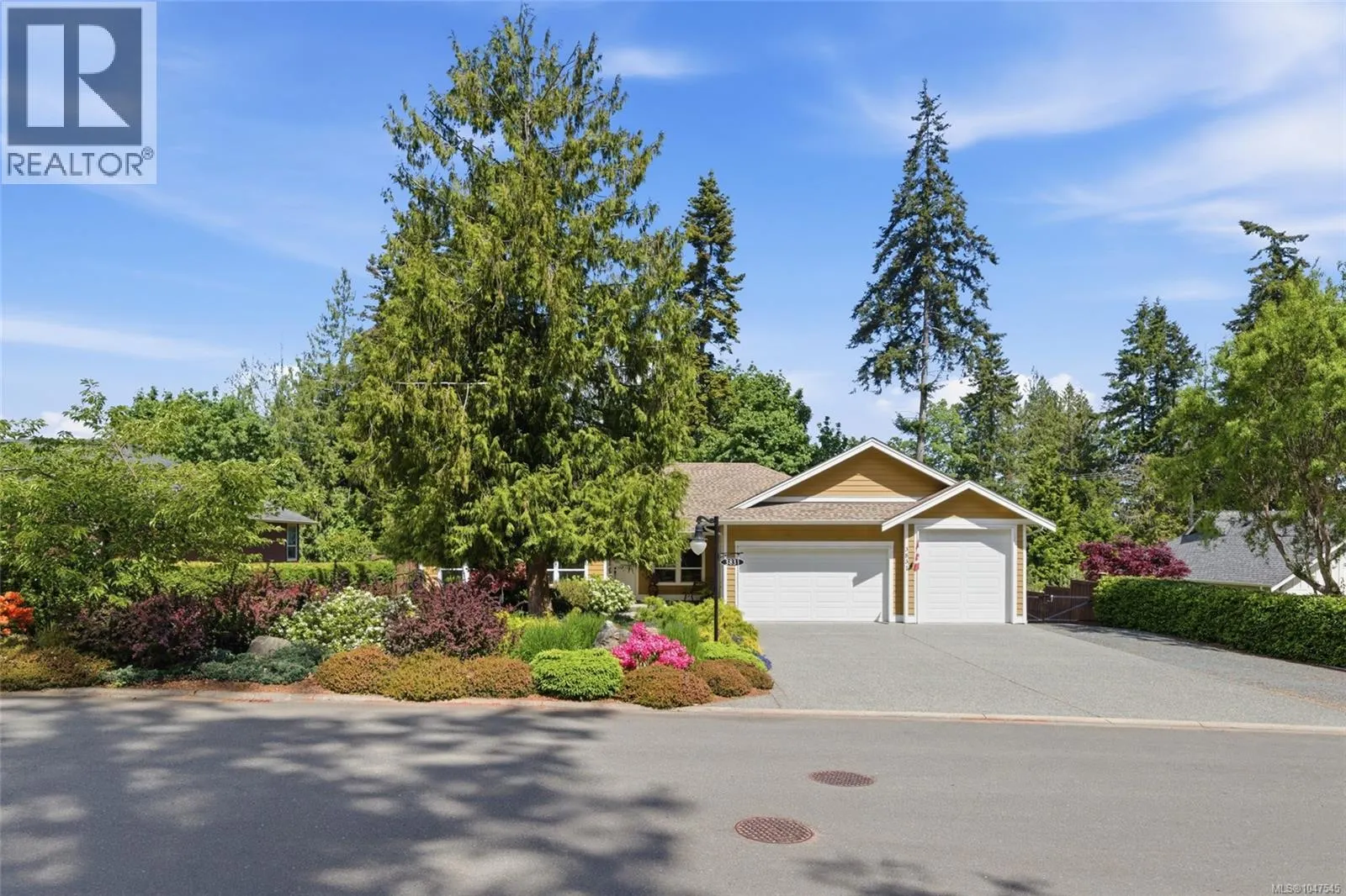 3831 Creekside Dr