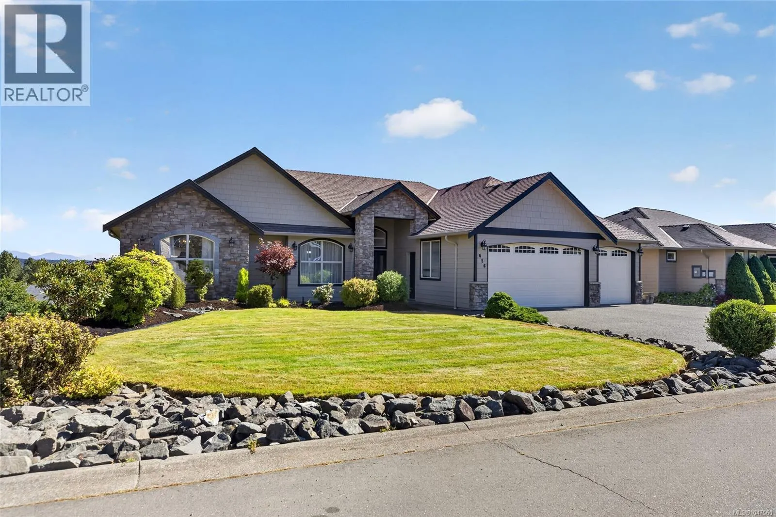 656 Mariner Dr