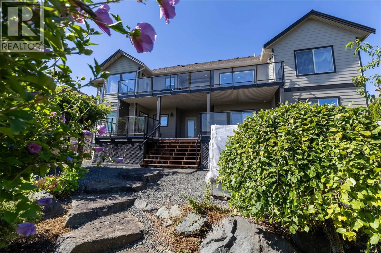 656 Mariner Dr