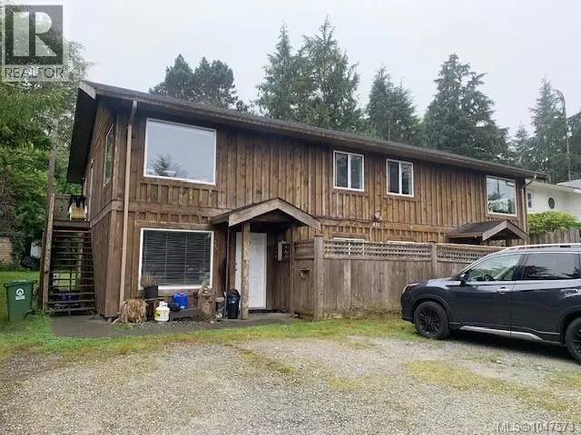 451 Neill St