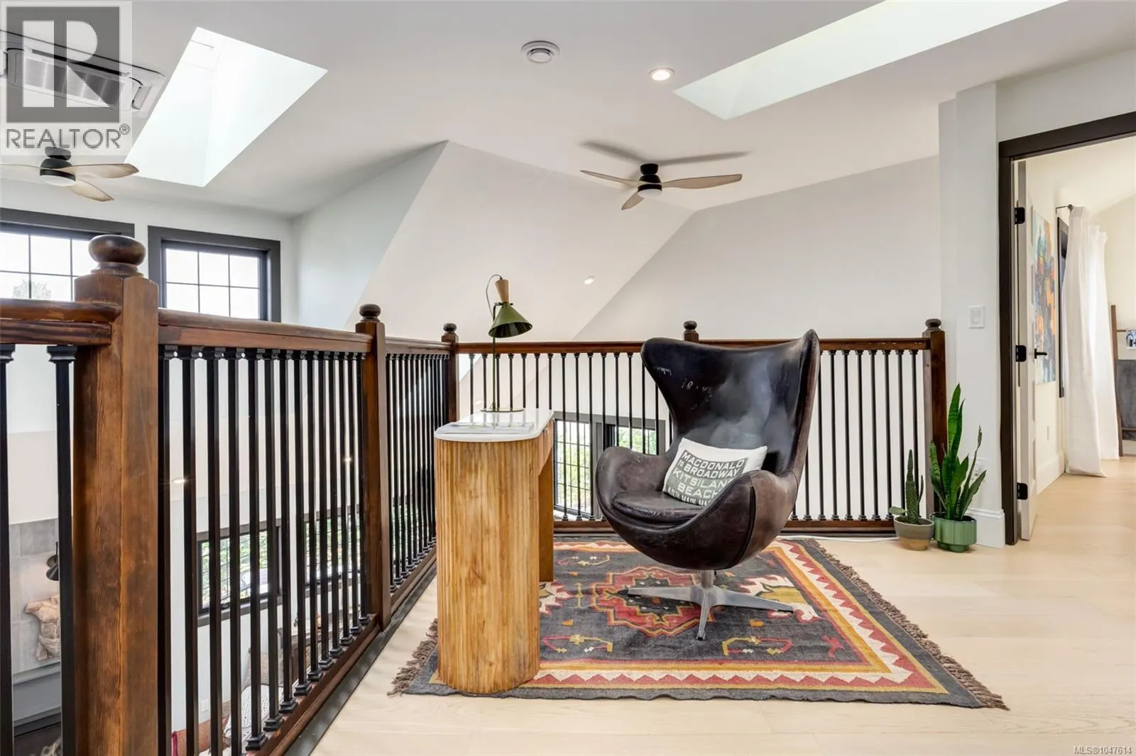 492 Cottage Dr