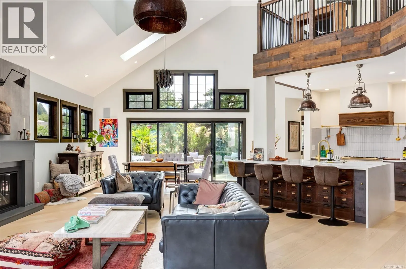 492 Cottage Dr