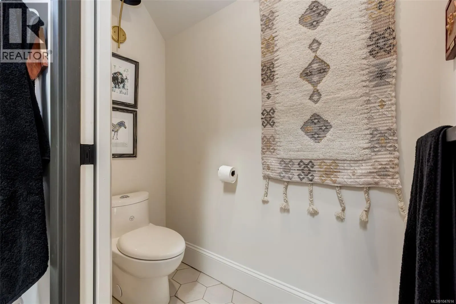 492 Cottage Dr