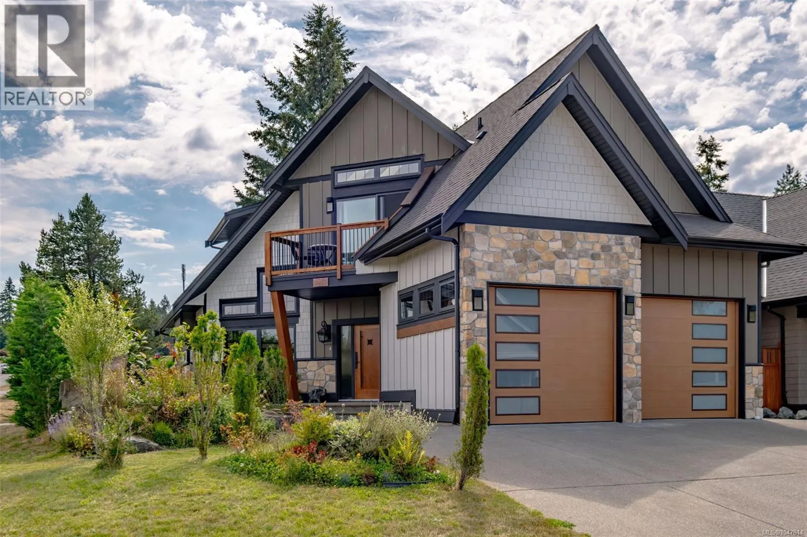 492 Cottage Dr