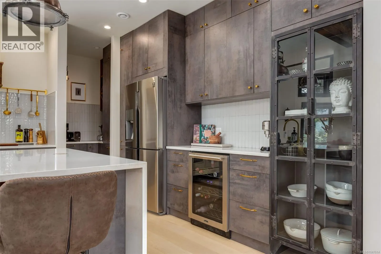 492 Cottage Dr