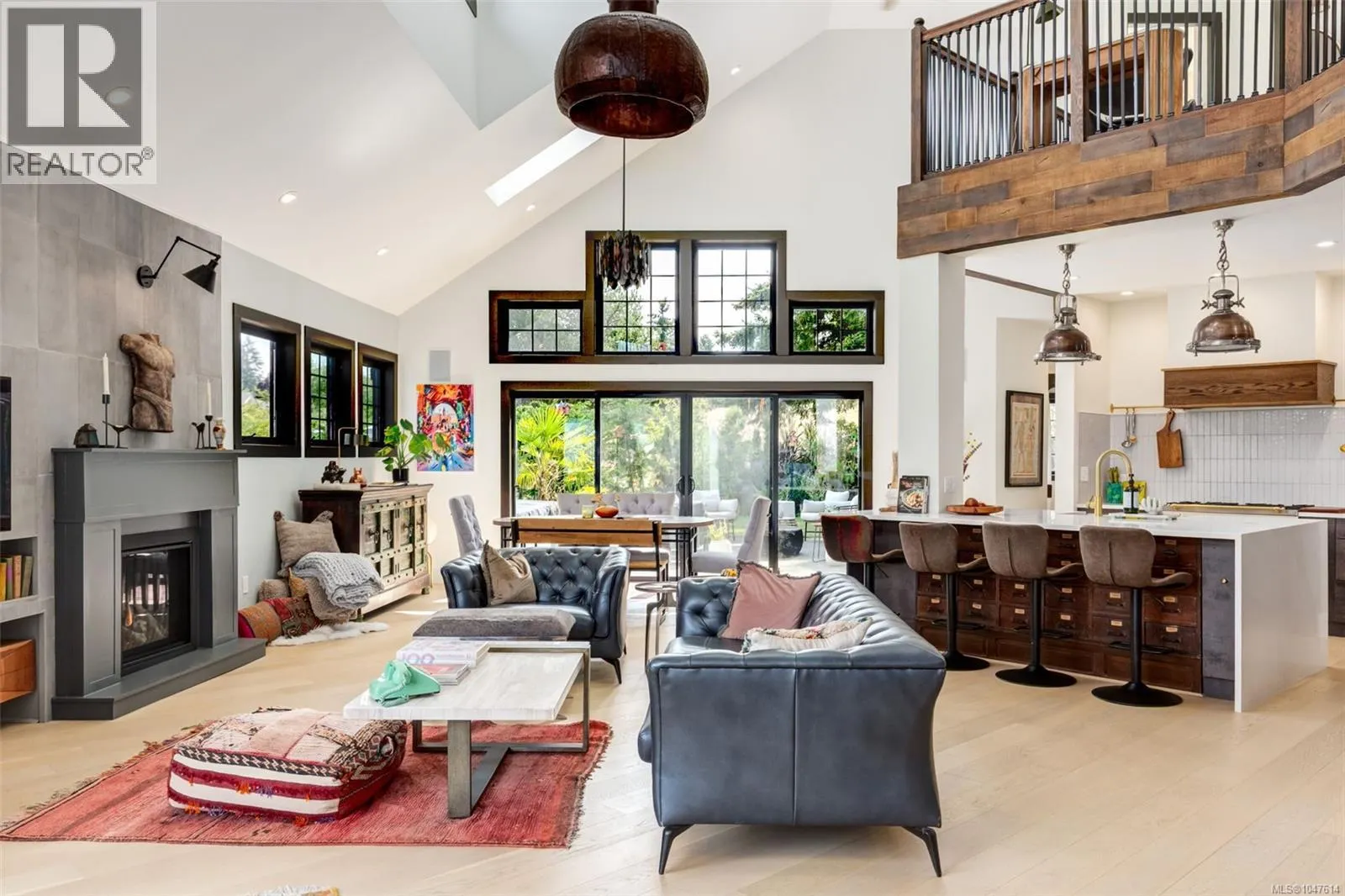 492 Cottage Dr