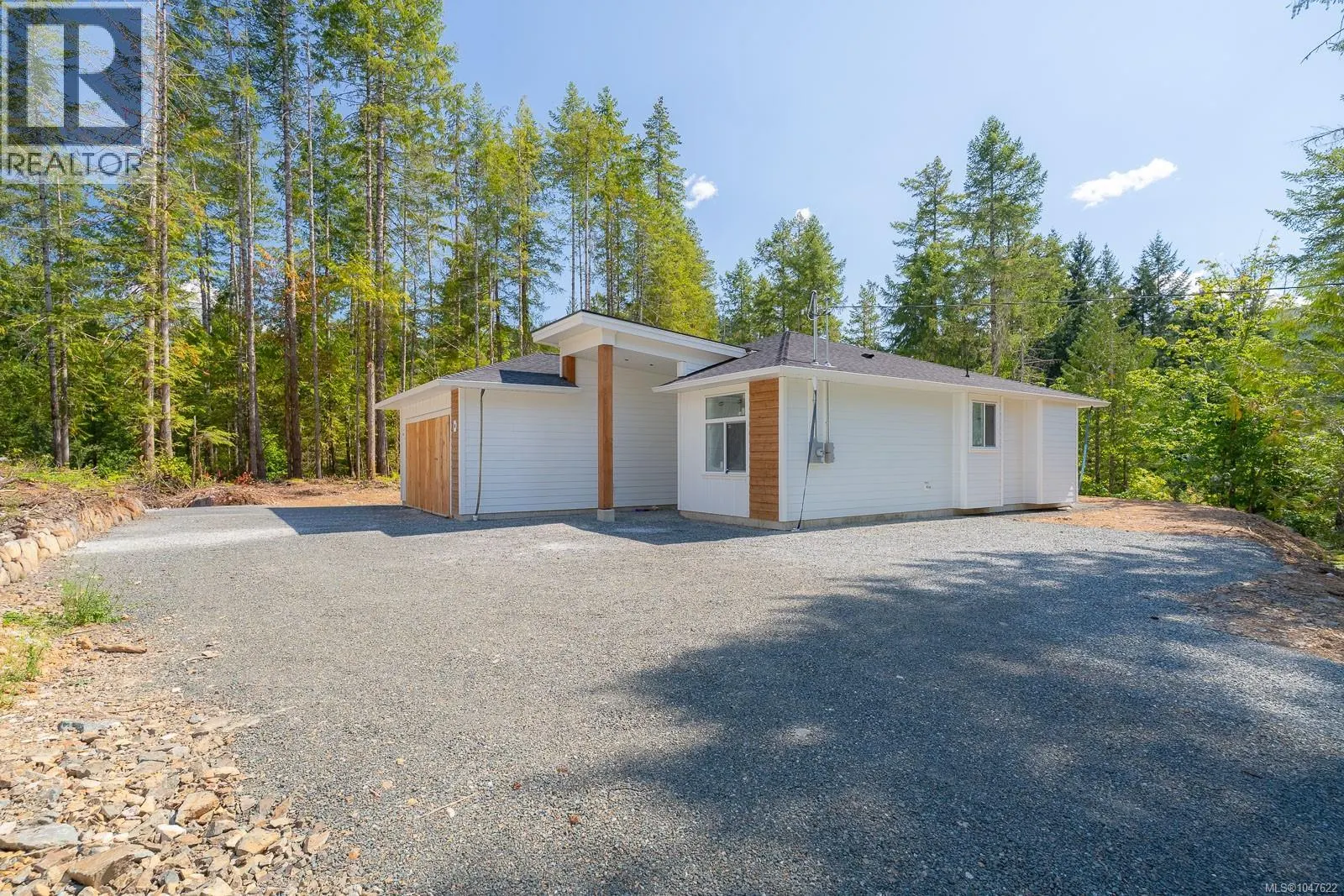 8423 Sander Dr