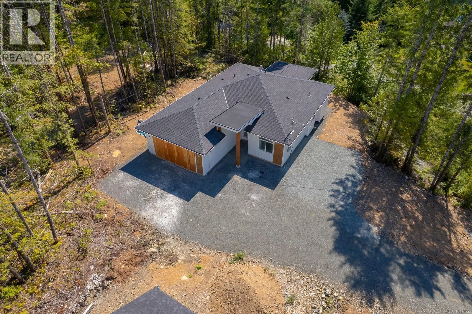 8423 Sander Dr