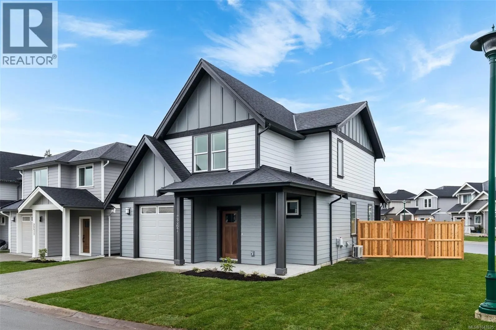 2267 Evelyn Lane