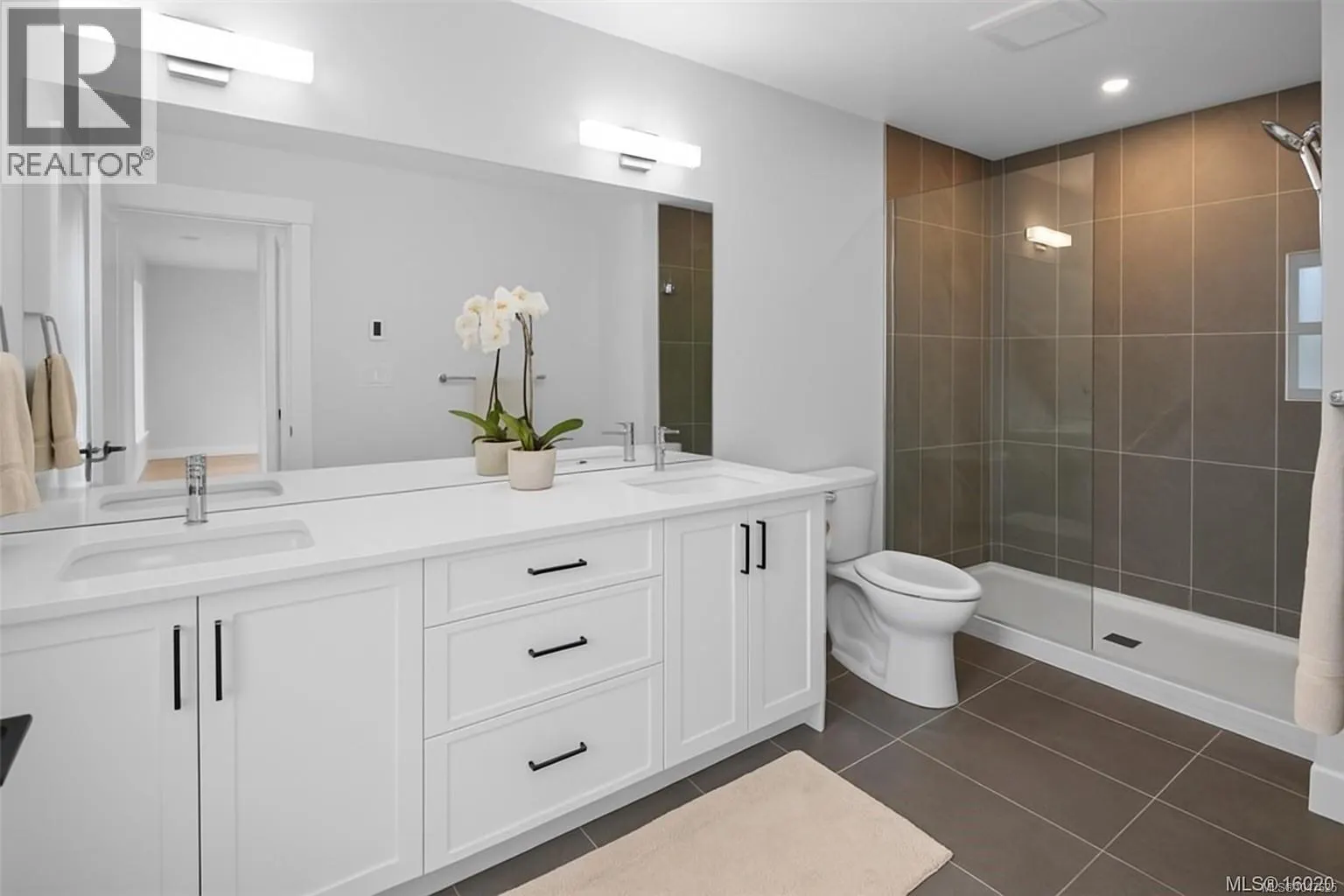 2267 Evelyn Lane