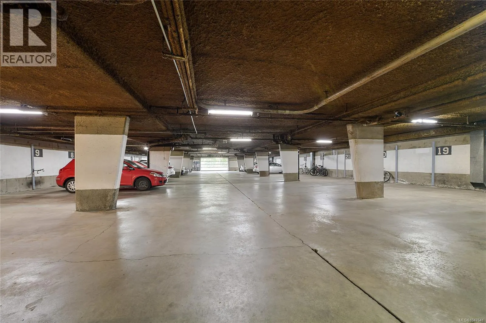 214 848 Esquimalt Rd