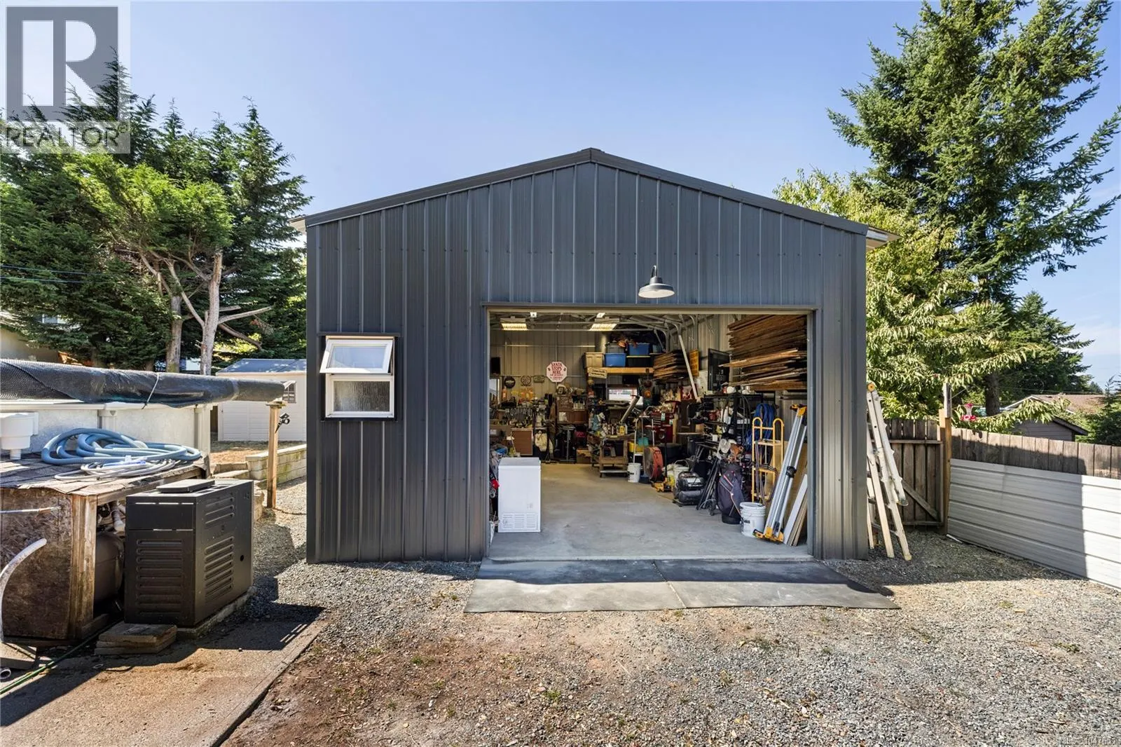 5567 Ventura Dr