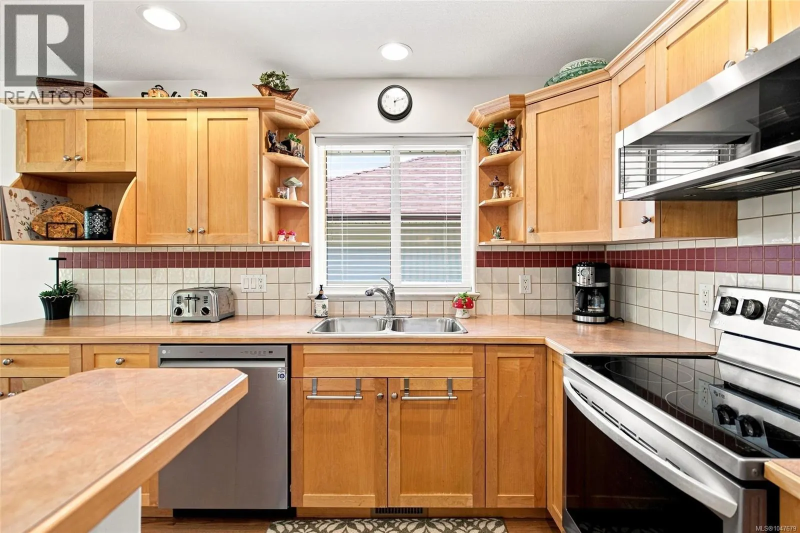 6055 Brickyard Rd