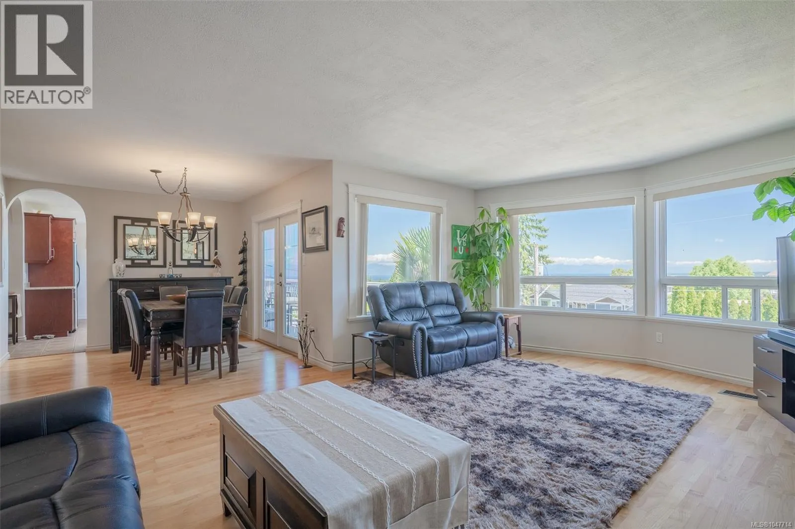 375 Cariboo Dr