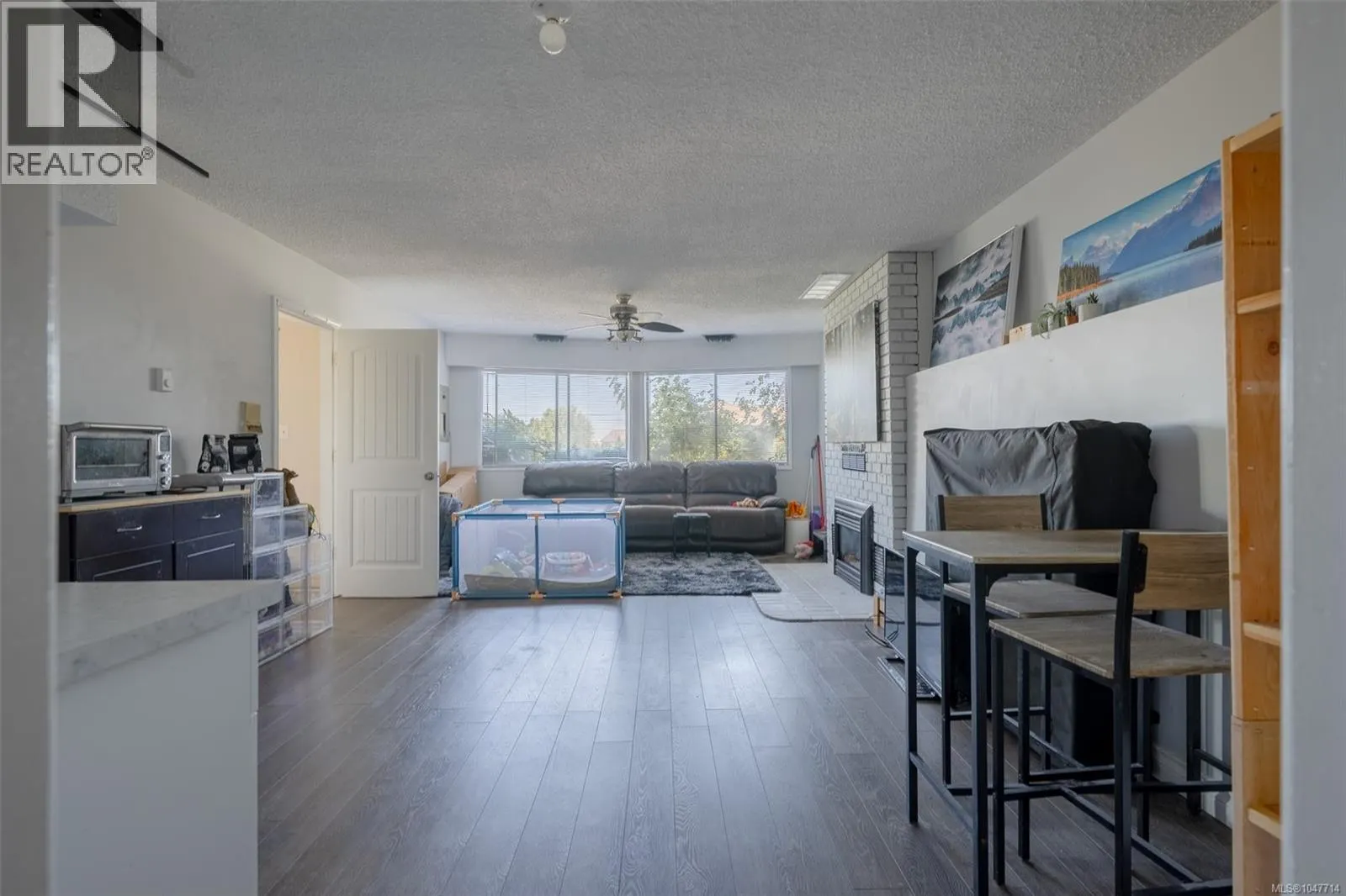 375 Cariboo Dr