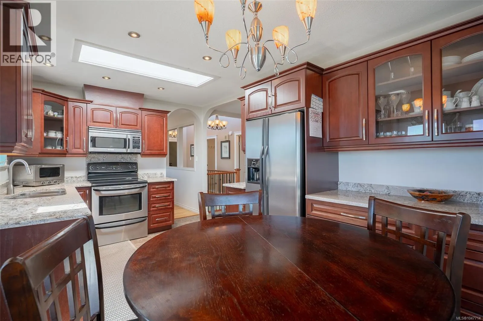 375 Cariboo Dr