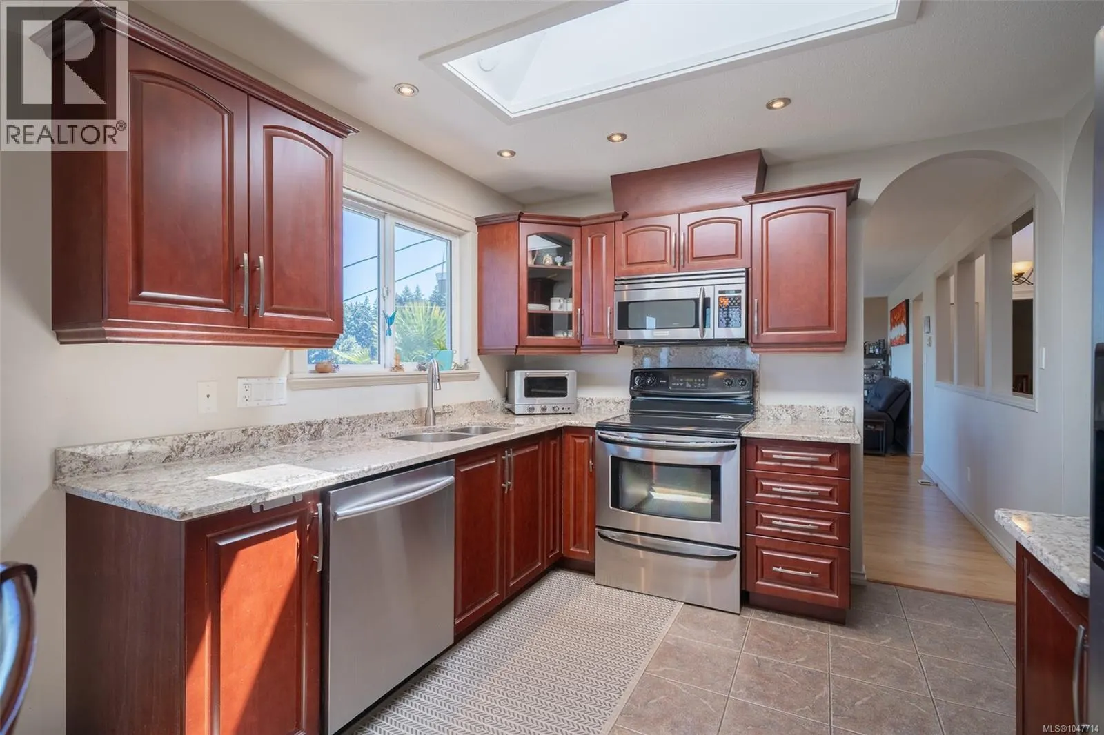 375 Cariboo Dr