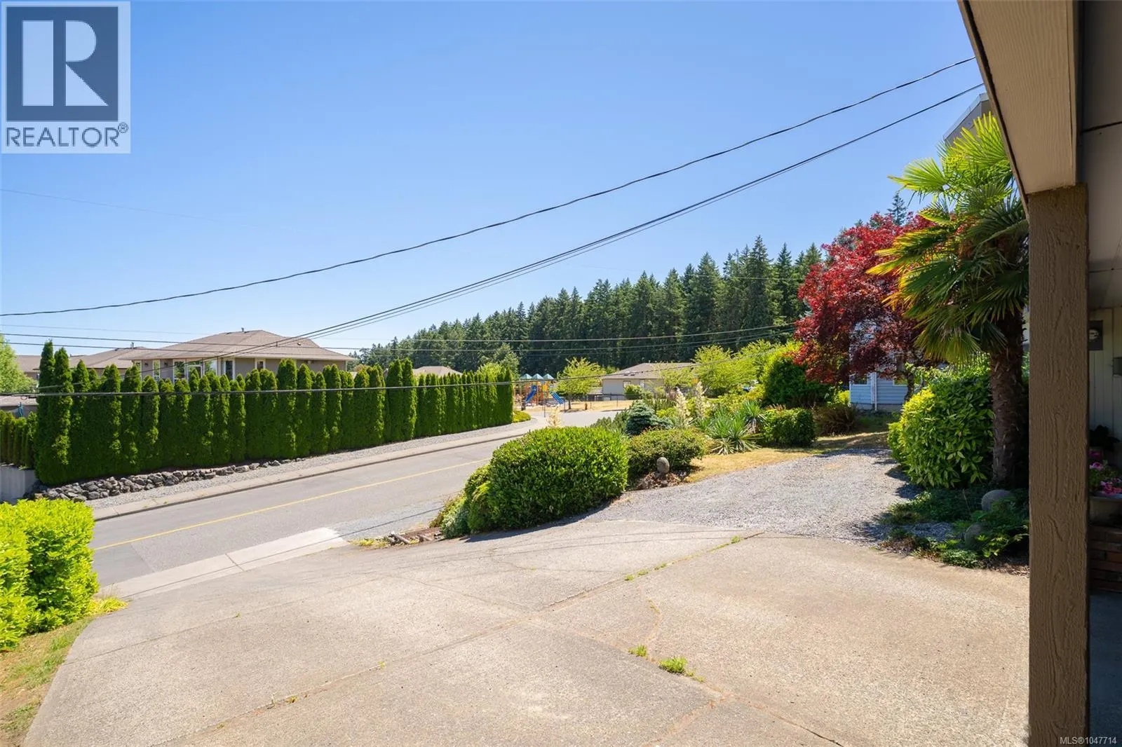 375 Cariboo Dr