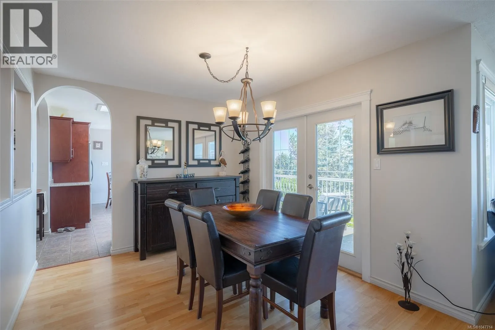 375 Cariboo Dr