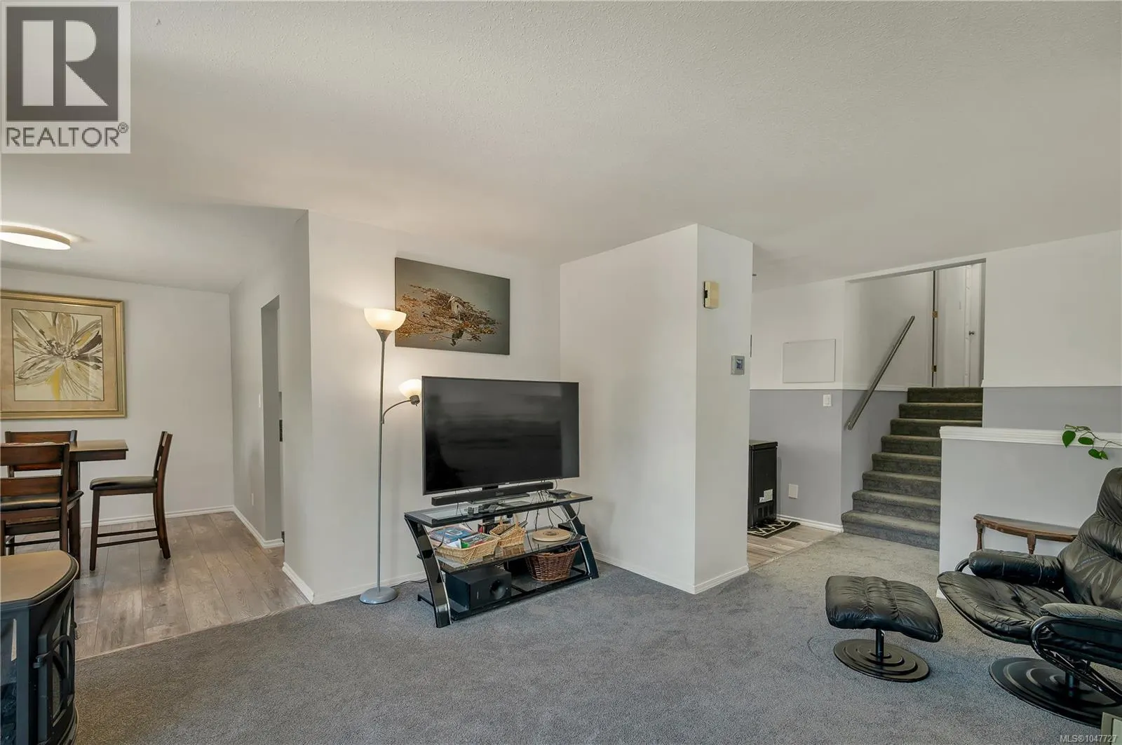 825 Pinecrest Rd