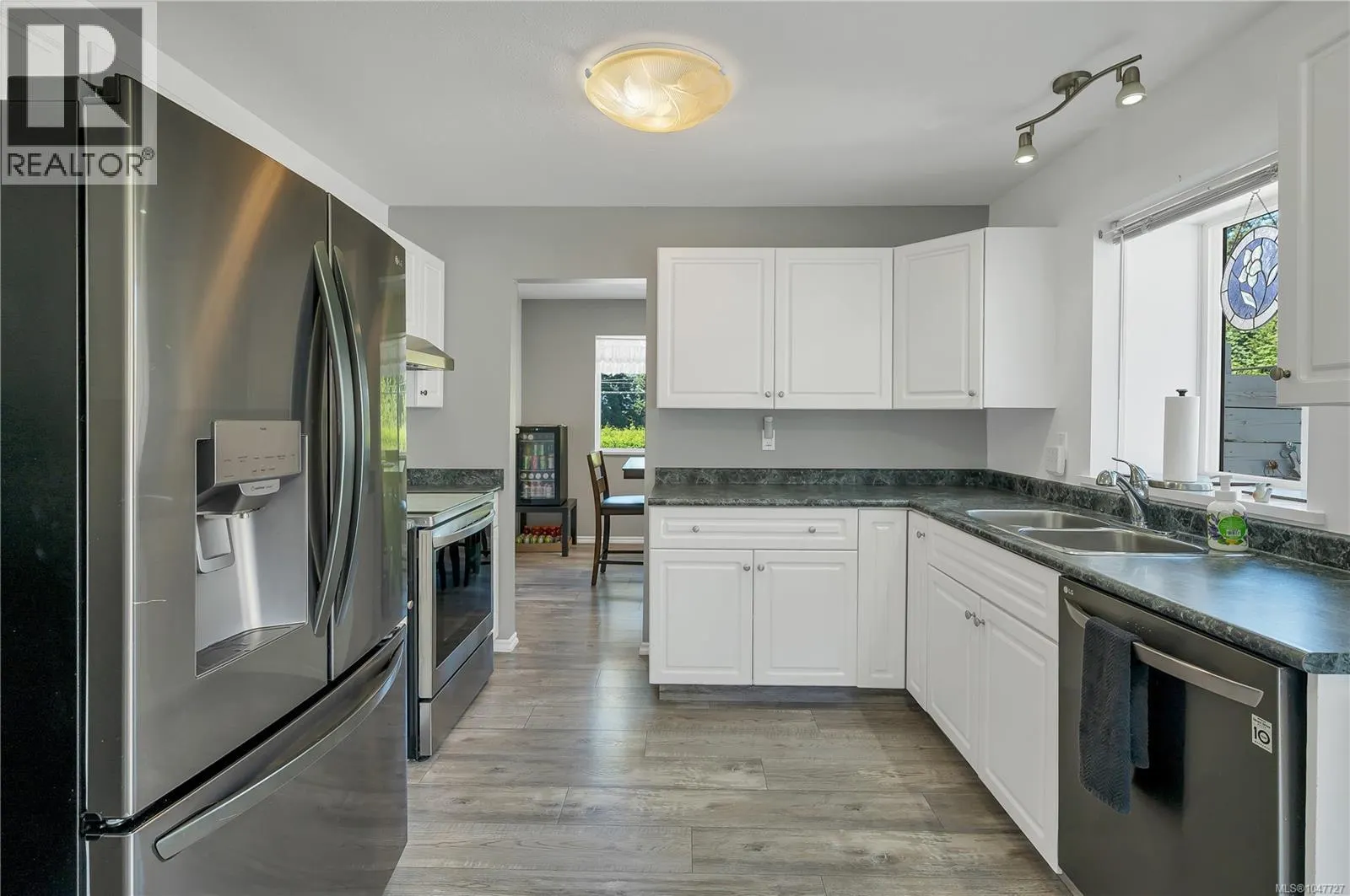 825 Pinecrest Rd