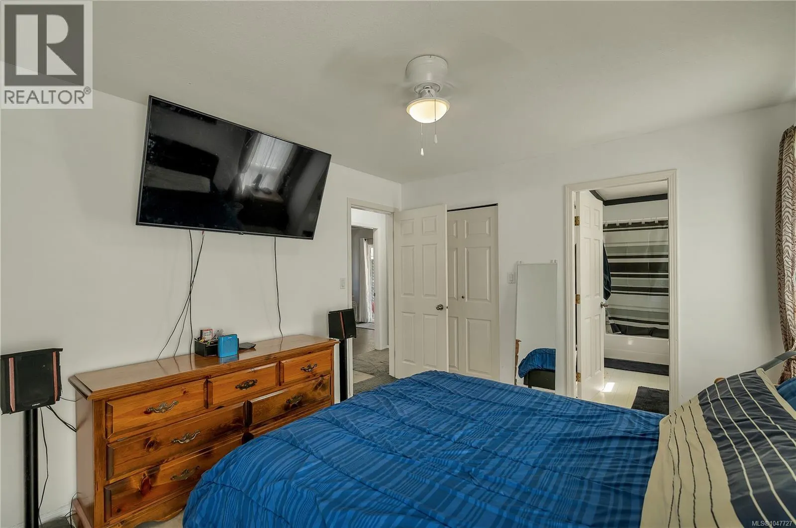 825 Pinecrest Rd