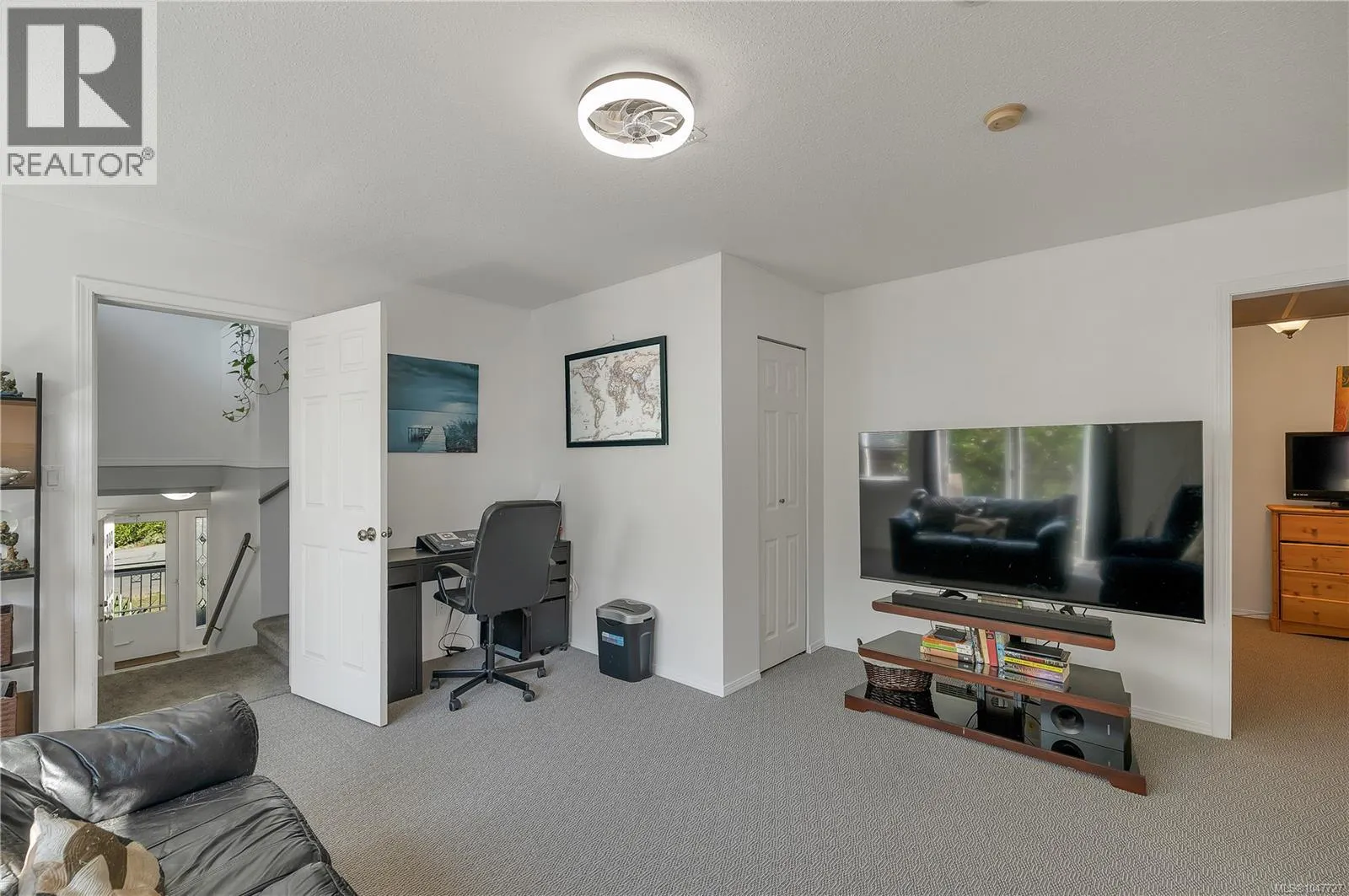 825 Pinecrest Rd