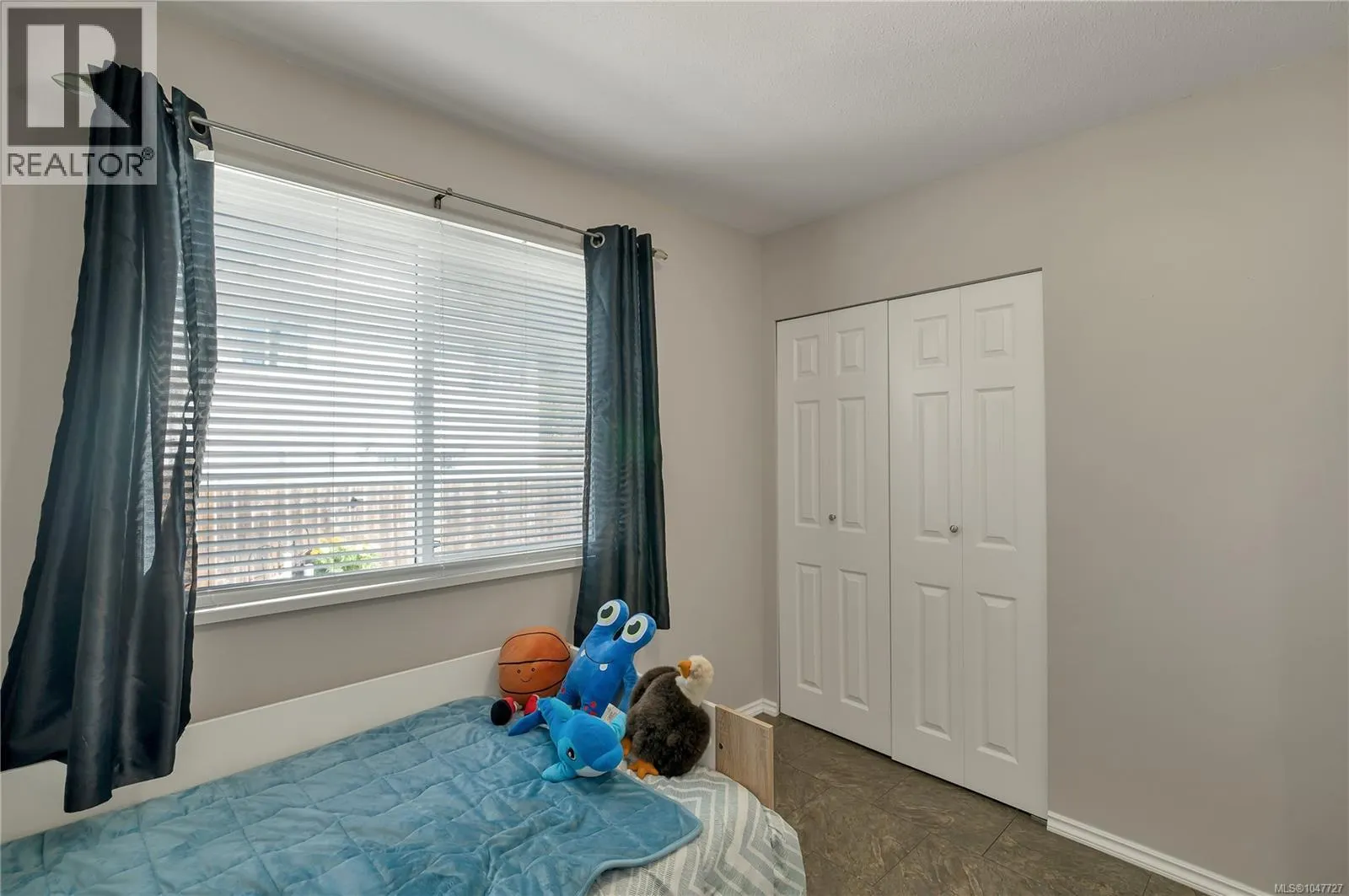 825 Pinecrest Rd