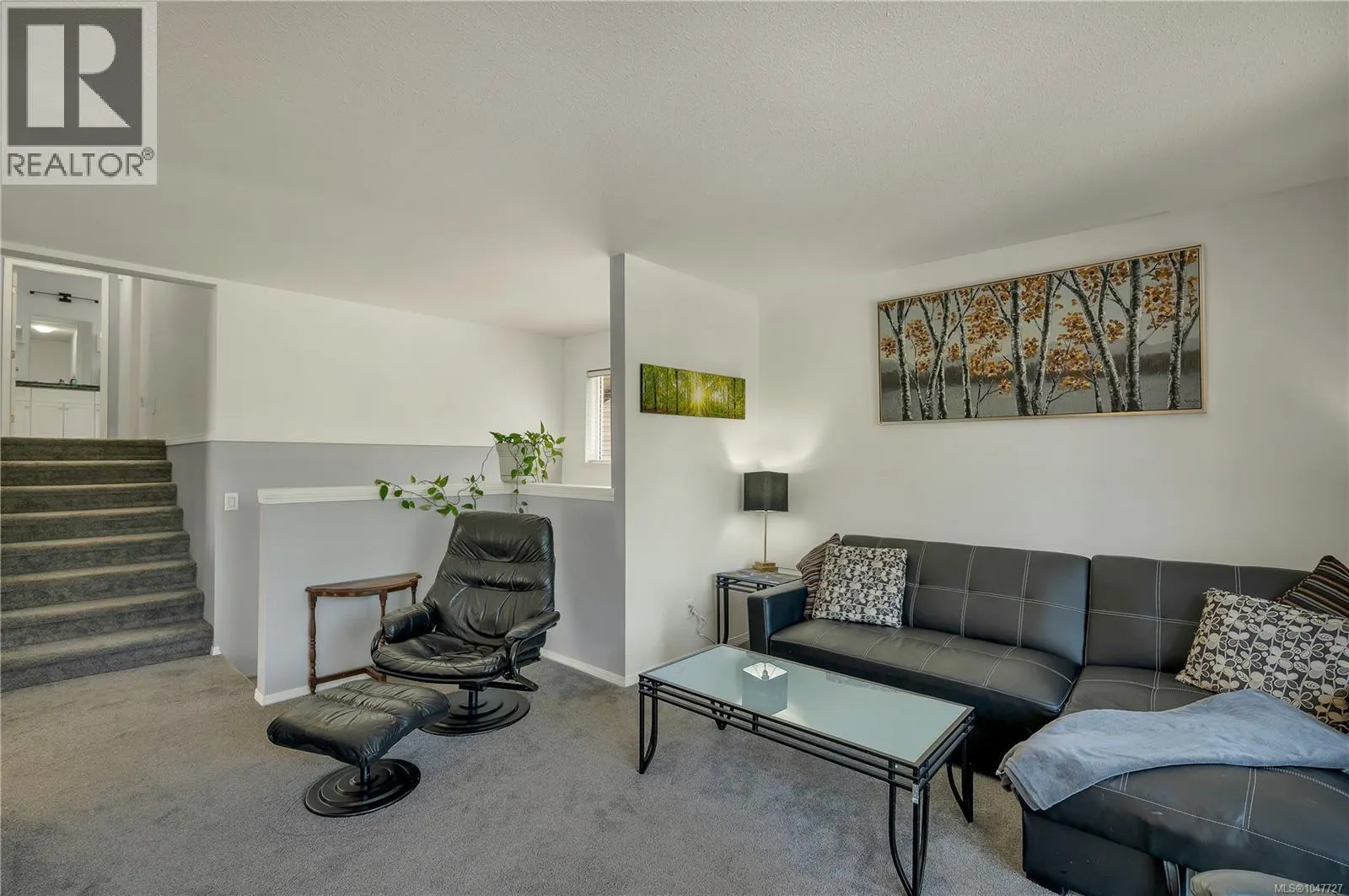 825 Pinecrest Rd